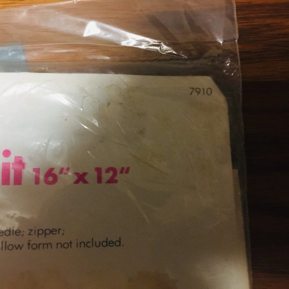 Crewel Pillow Kit  Brown Line Floral  16 x 12 - Picture 3 of 5